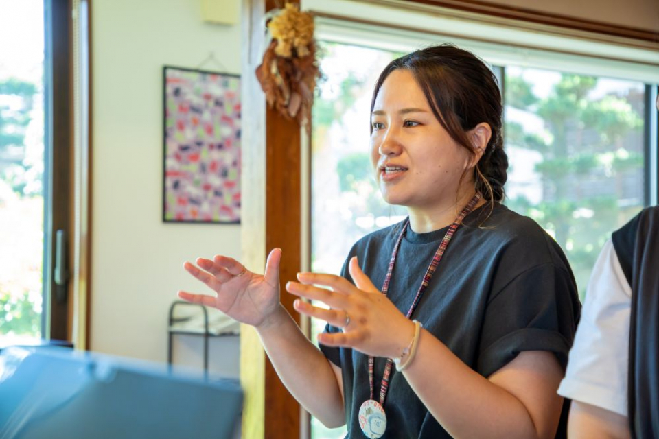 真逆という二人の性格。慎重派の太斎さんが企画を練り込み、行動派の阿部さんが実行に移す。理論と実践、計画と柔軟性が生きる最高のコンビになり、109-oneの強みになった。